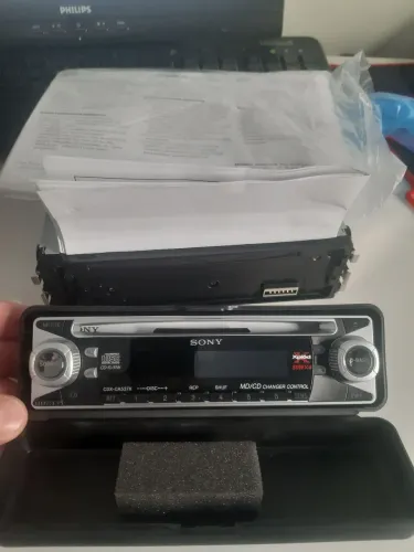 Som Auto Sony CDX-CA537X 200W