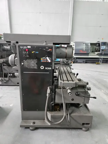 Fresadora universal Romi U 20