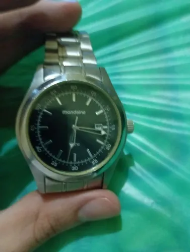 Relógio mondaine raro