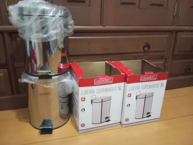 Lixeiras Inox Hauskraft 5L com pedal - Nova na caixa