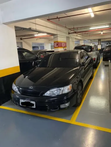 Lexus ES300 3.0 V6 1998,o "Mercedes Classe E da marca de luxo da Toyota!"