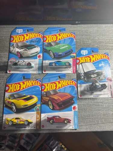5 Miniaturas Hot Wheels - Mazda RX-7, MX-5 Miata e RX-3, Edições Limitadas JDM