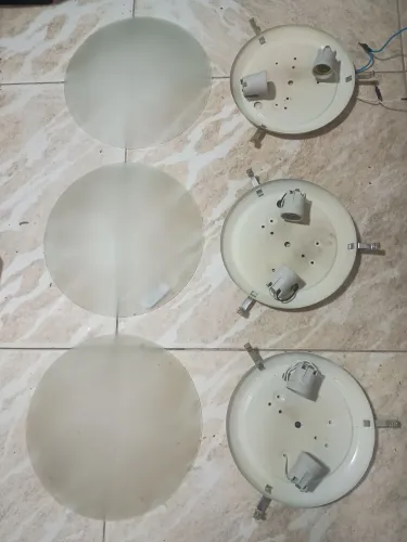 Três luminárias todas boas completa o valor das três $120 só ligar *71 ou zap