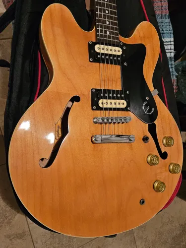 Guitarra Epiphone 335 DOT 