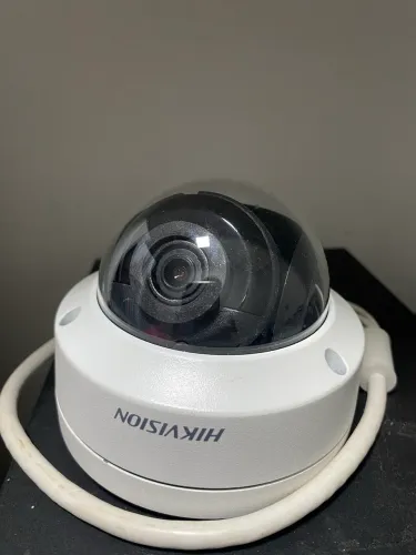 Câmera Hikvision dome
