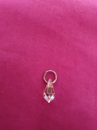 Pingente gota ponto de luz