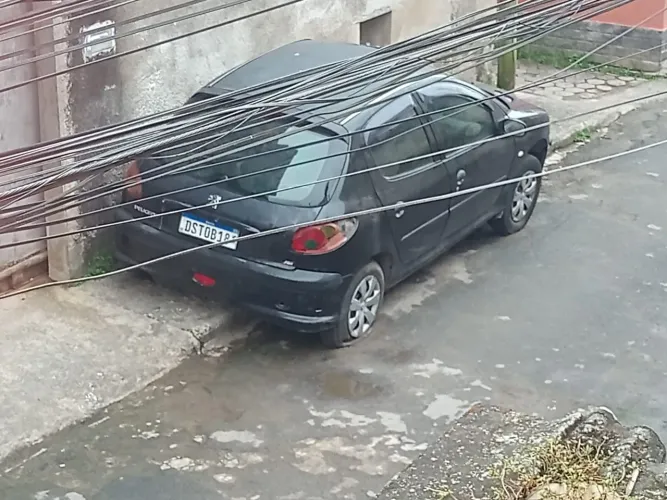 Vende-se peças do carro Peugeot pela metade do preço