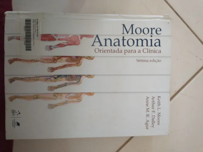 Livro  Moore Anatomia orientada para a clínica 