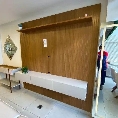 Painel de TV Amadeirado para tv até 75 polegadas 