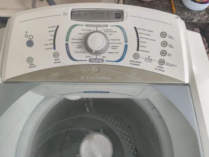 Máquina Electrolux 15.2kg