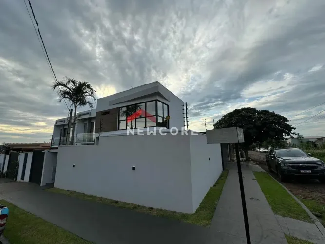 Sobrado em A - B Florença - Medianeira/PR