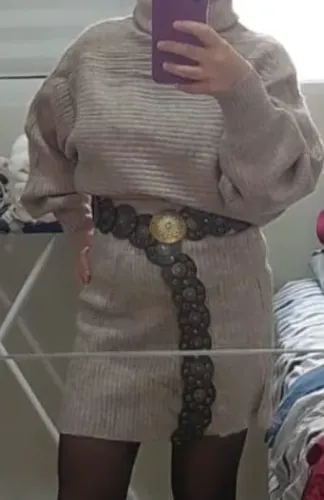 Vendo conjunto de saia e blusa tricot