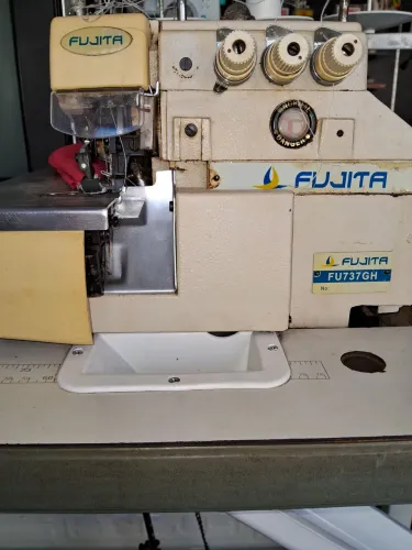 Vendo máquina de costura fujita muito nova
