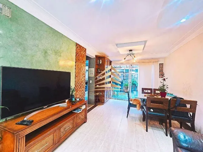 Vendo Casa de Condomínio Próximo ao Bosque Maia - Parque Renato Maia - Guarulhos/SP