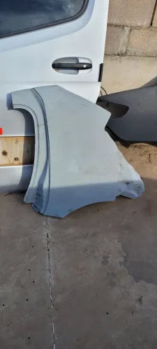 Retalho Canto Esquerdo Sandero 08/14 novo