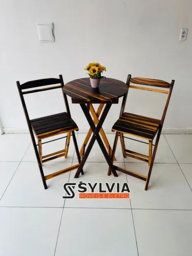 Conjunto Mesa e Cadeiras Dobráveis Amadeiradas