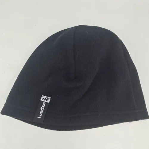 Touca gorro unissex preta 100% poliéster 