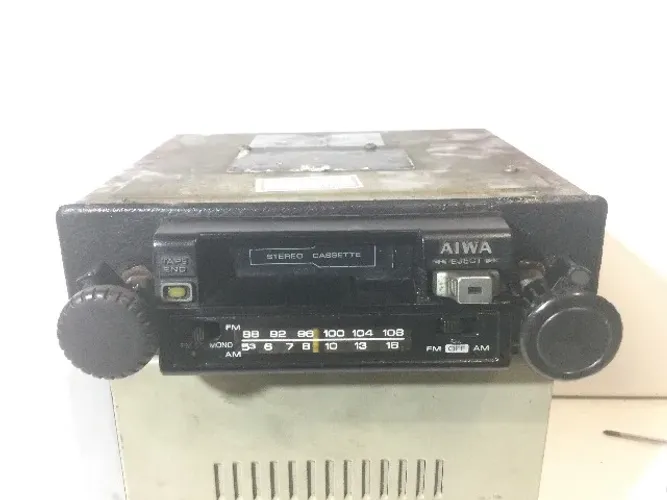 auto radio antigo para carro super raro aiwa