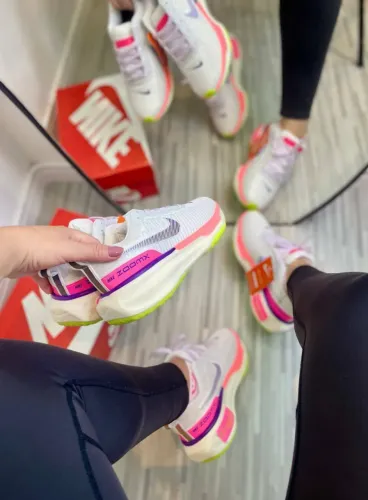 Tênis Nike zoom x lançamento 