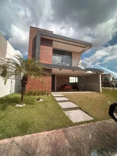 Casa de condomínio para venda possui 225 m2., com 4 suítes e piscina em Coqueiro - Belém -