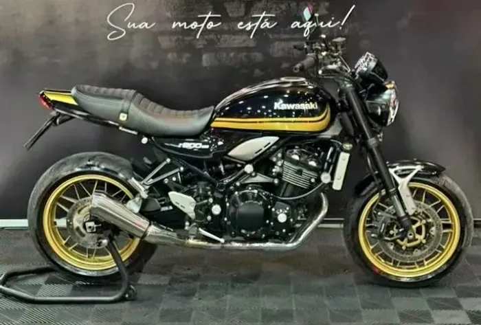 Kawasaki Z900RS 
