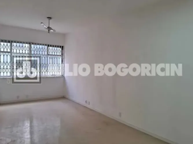 Apartamento : / Residencial / Flamengo