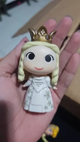 Boneco Misterys mini Rainha Branca Alice