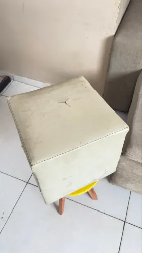 Puf detalhes estéticos