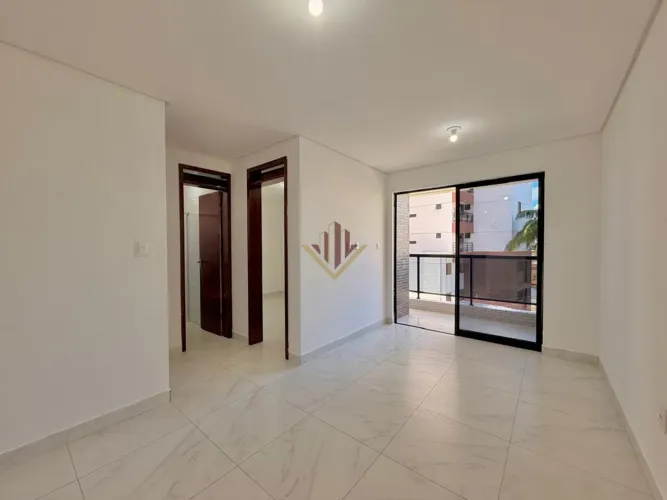 Apartamento para Alugar no Brisamar | 2 Quartos (1 Suíte), Elevador e Piscina
