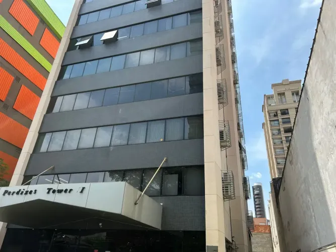 Sala Comercial para venda com 32 metros quadrados com 1 quarto em Perdizes - São Paulo -