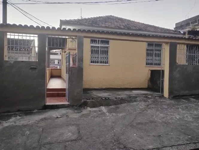 Locação imóvel c/2 quartos no bairro do Engenho de Dentro