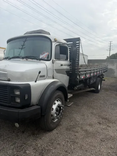 M.Benz L 1313 1975 toco carroceria de 7.50 mts