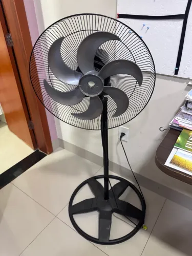 Vende-se Ventilador de Coluna