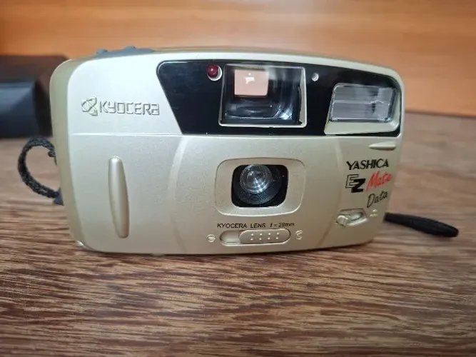 câmera analógica yashica ez mate data dourada