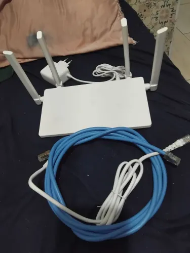 Roteador de 4 antenas huawei