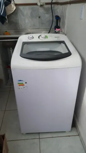 Máquina de lavar bem nova