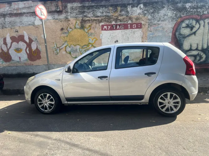 Renault Sandero Expression Hi-flex 1.6 8V 5P 2011