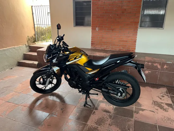 CB 250 2020 com ABS
