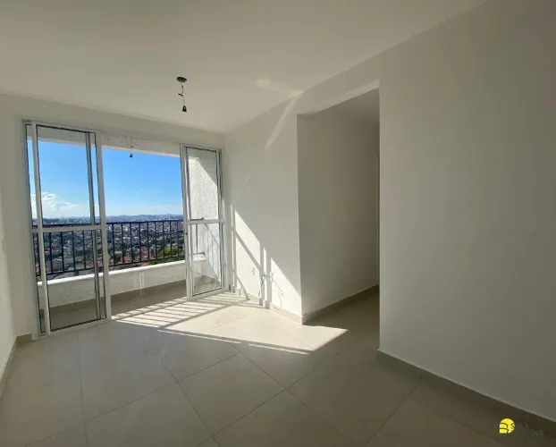 Apto 3 Quartos c/ Suíte e Sala c/ Varanda em Condomínio Lazer no Diamante