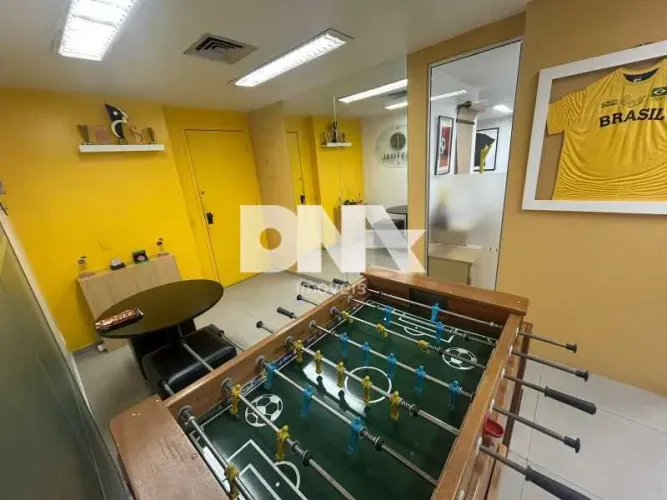 Sala : / Comercial / Jardim Botânico