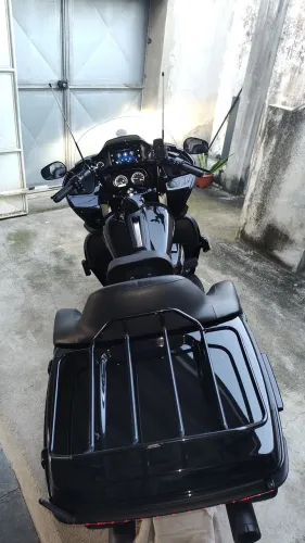 Harley Davidson FLTRK Roud Glide limit