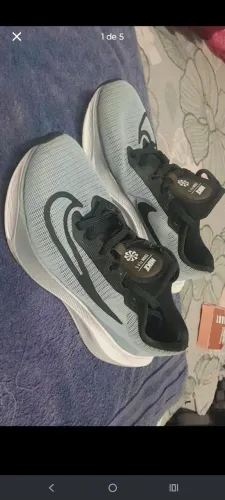 Nike zoom fly 5 N°40