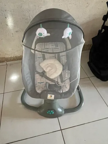 Cadeira Descanso Bebê Automática C/ Bluetooth E Fonte Bivolt Mastela