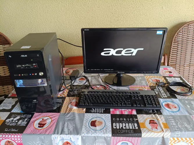 Computador Acer i5-2320 3.0 GHz
