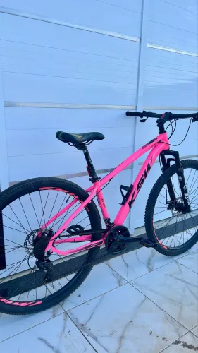 Ksw aro 29, peças shimano em ótimo estado!!