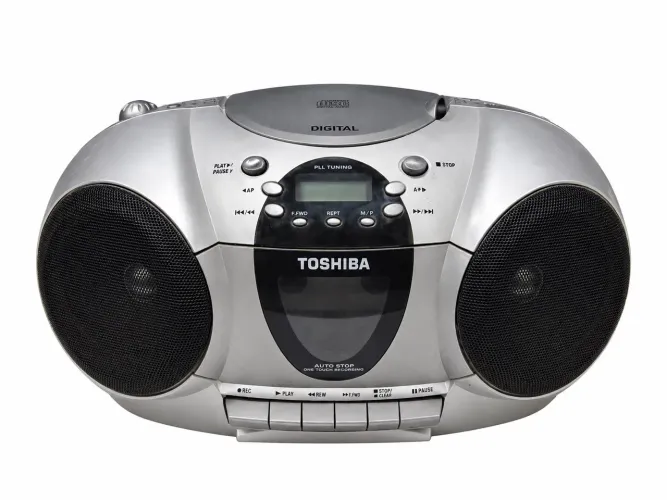 rádio gravador portátil com CD e toca-fitas da marca Toshiba