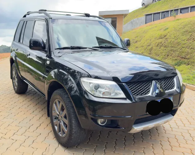 Mitsubishi Pajero TR4 2.0/ 2.0 Flex 16V 4X4 Mec. 2011