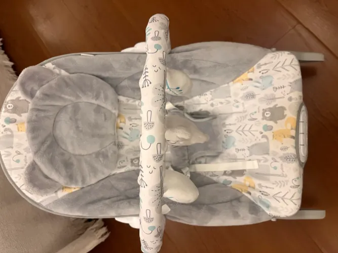 Cadeirinha de descanso infantil