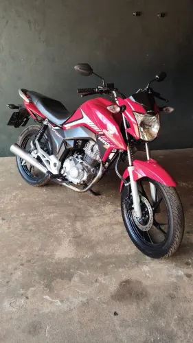 Titan 160 ed. 40 anos 2018