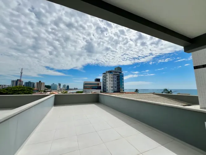 LOCAÇÃO ANUAL | Apartamento novo no centro de Barra Velha com vista mar e a 150mt da praia
